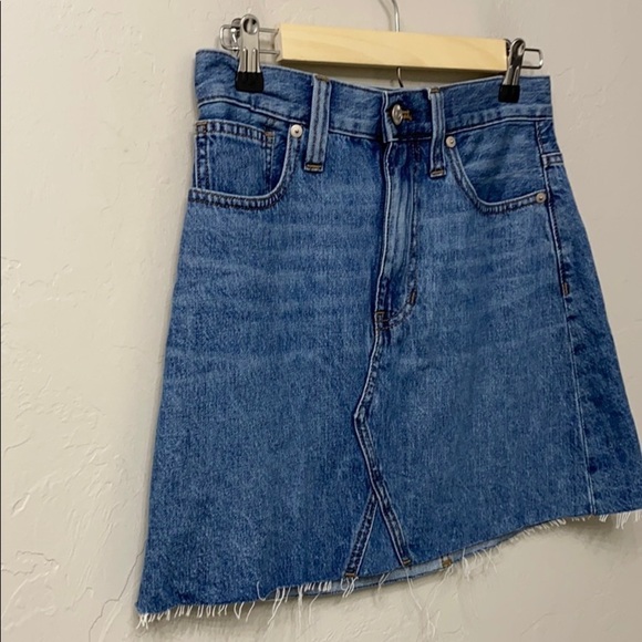 Madewell Blue A-Line Denim Skirt - Picture 2 of 10